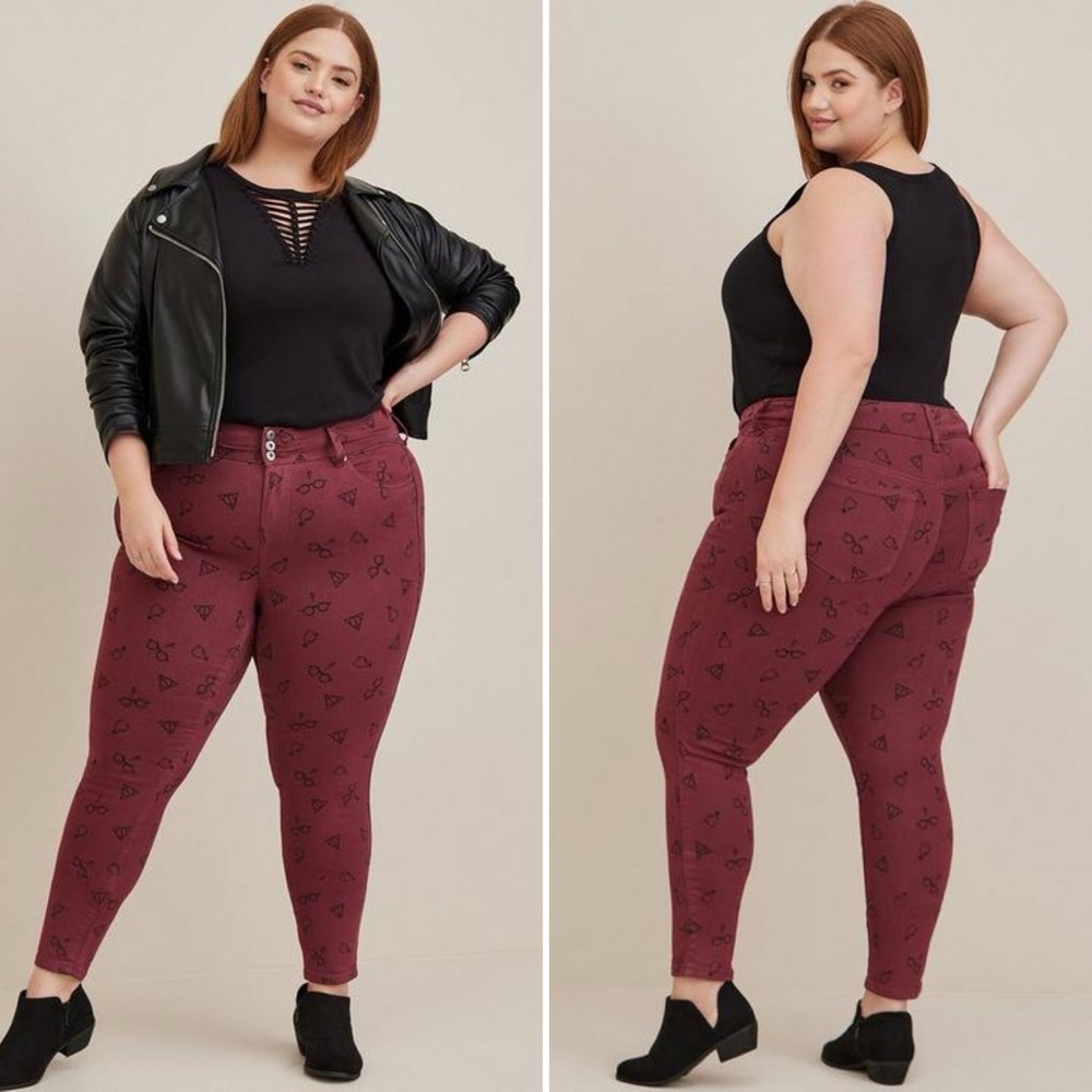 Torrid Wizarding World Harry Potter Burgundy Jeans • Size 14